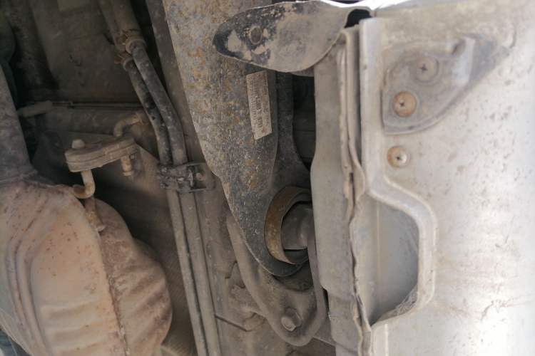Used Kia VQ 2011 2.7 Comfort Edition Chassis Rear Right