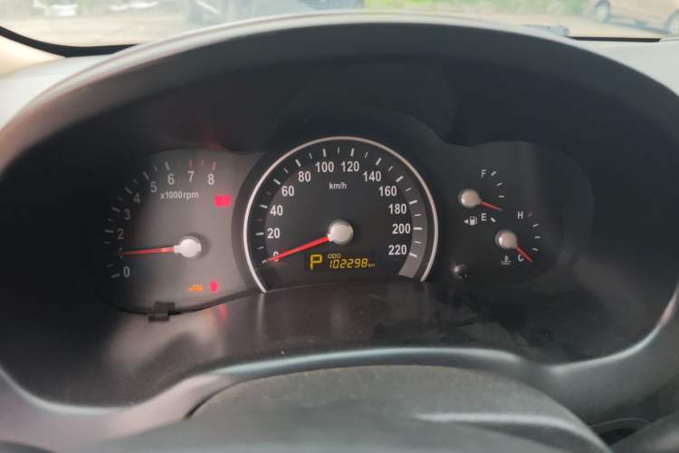 Used Kia VQ 2011 2.7 Comfort Edition Instrument Cluster