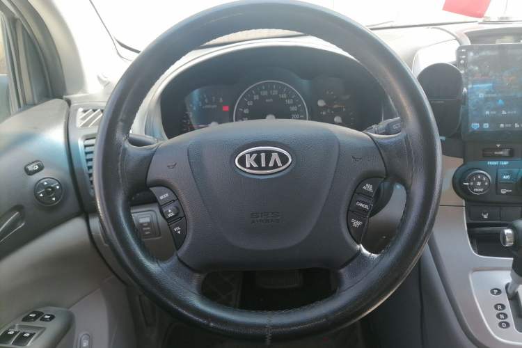 Used Kia VQ 2011 2.7 Comfort Edition Steering Wheel