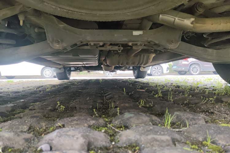 Used Kia VQ 2011 2.7 Comfort Edition Chassis Rear