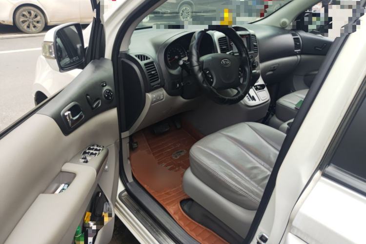 Used Kia VQ 2011 2.7 Comfort Edition Driver Seat