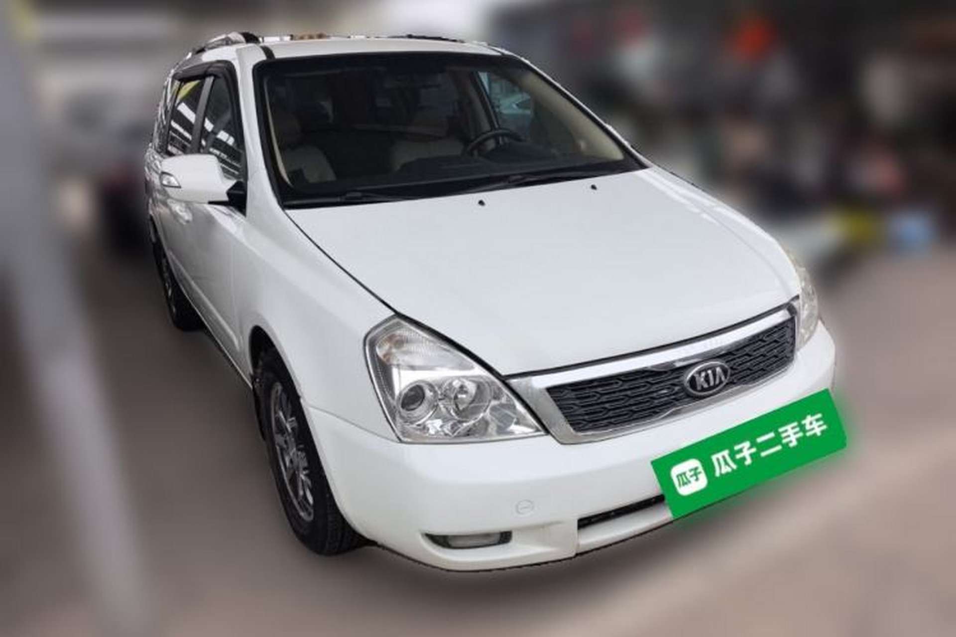 Used Kia VQ 2011 2.7 Comfort Edition Front Right 45 Deg