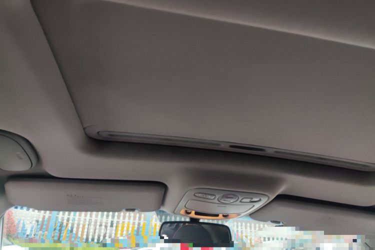 Used Kia VQ 2011 2.7 Comfort Edition Headliner