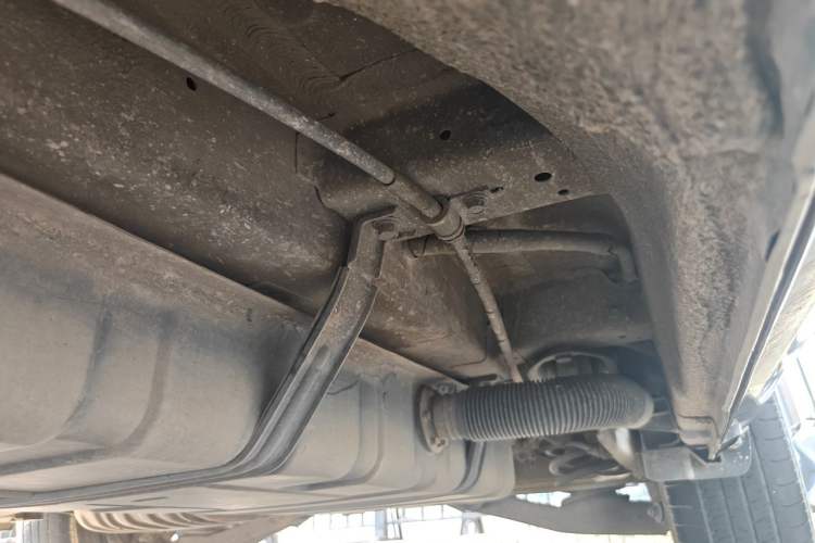 Used Kia VQ 2013 2.2T VQ-R Comfort Edition Chassis Rear Left