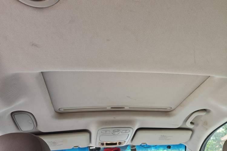 Used Kia VQ 2013 2.2T VQ-R Comfort Edition Headliner