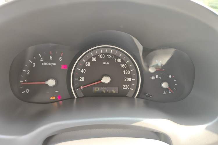 Used Kia VQ 2013 2.2T VQ-R Comfort Edition Instrument Cluster