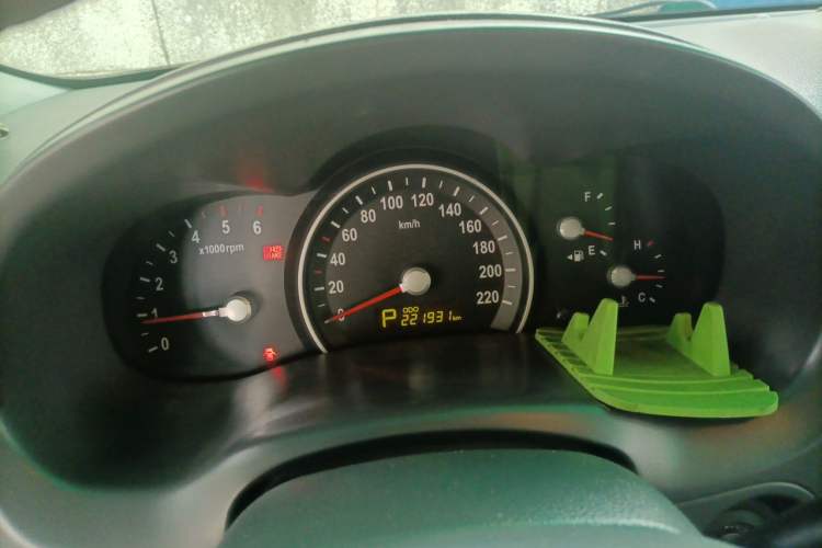 Used Kia VQ 2013 2.2T VQ-R Luxury Edition Instrument Cluster