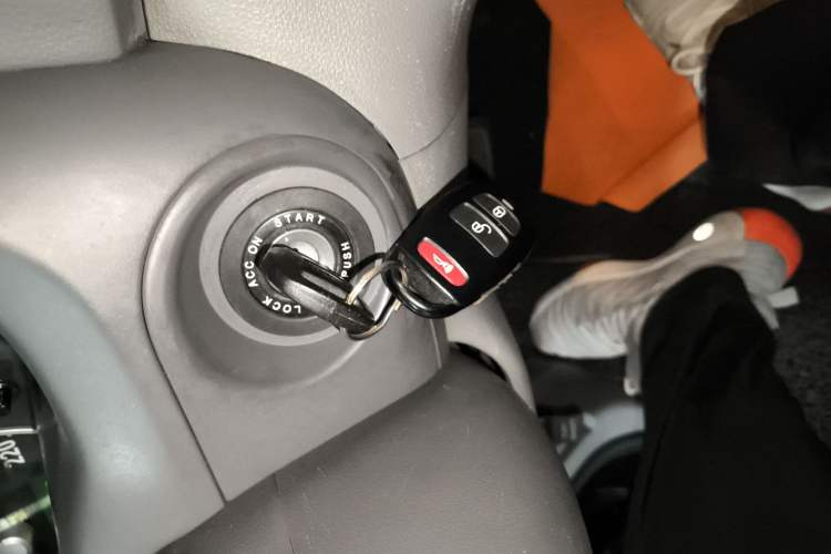 Used Kia VQ 2013 2.2T VQ-R Comfort Edition Interior 1