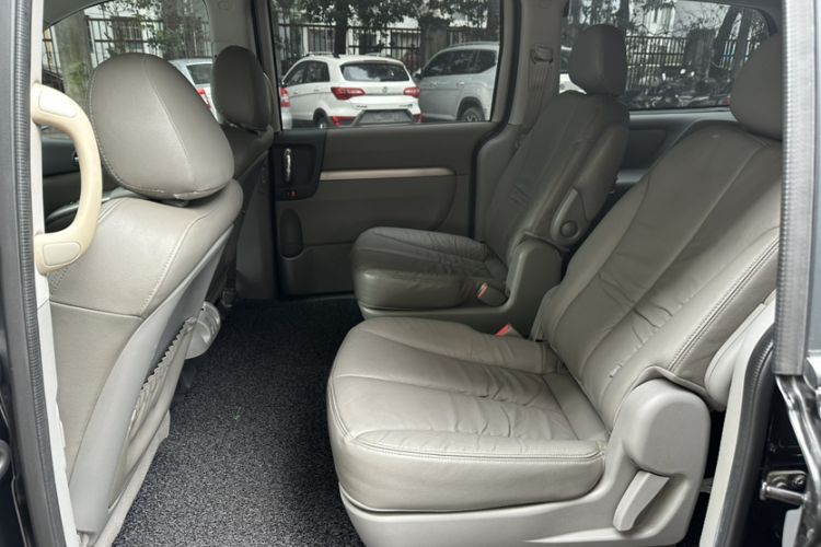 Used Kia VQ 2013 2.2T VQ-R Comfort Edition Interior 8