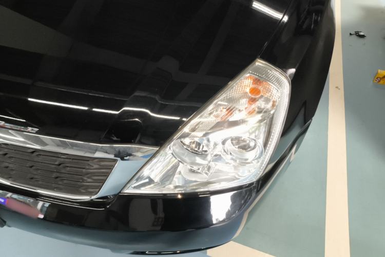 Used Kia VQ 2013 2.2T VQ-R Comfort Edition Left Front Headlight