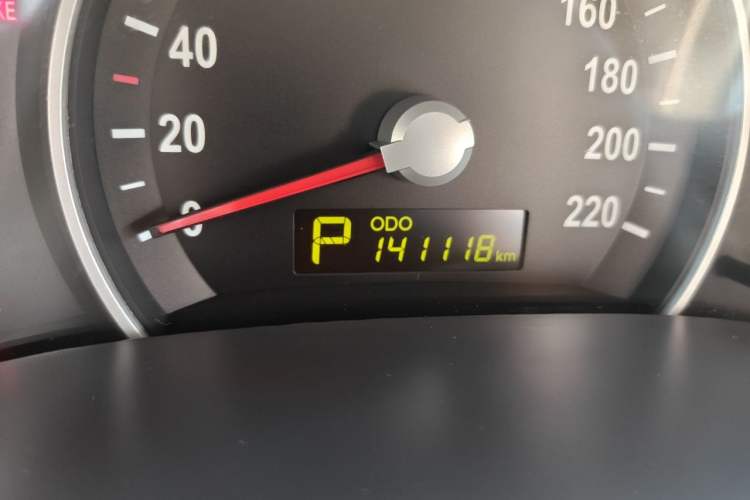 Used Kia VQ 2013 2.2T VQ-R Comfort Edition Odometer Close Up