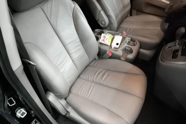 Used Kia VQ 2013 2.2T VQ-R Comfort Edition Right Front Seat