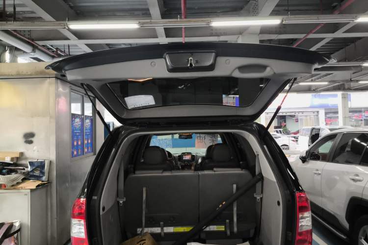 Used Kia VQ 2013 2.2T VQ-R Comfort Edition Trunk