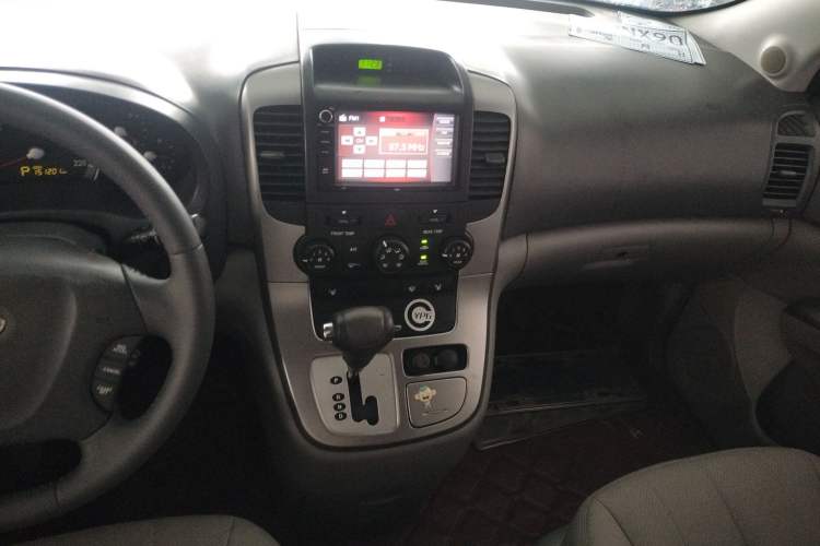 Used Kia VQ 2013 2.2T VQ-R Comfort Edition Audio And AC Panel