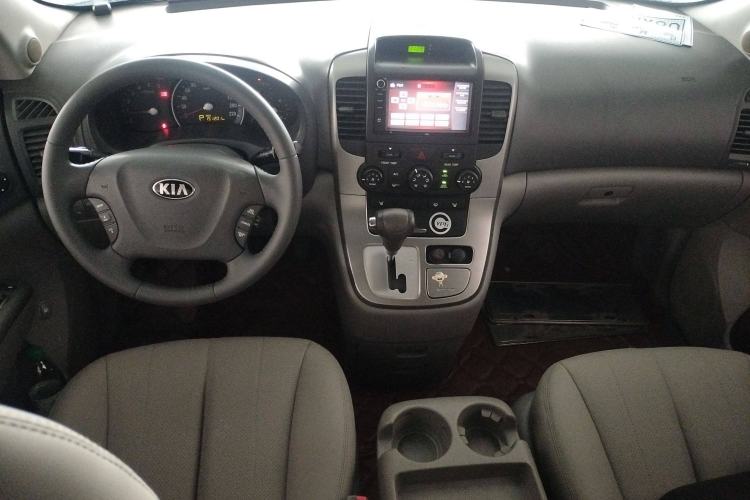 Used Kia VQ 2013 2.2T VQ-R Comfort Edition Center Console