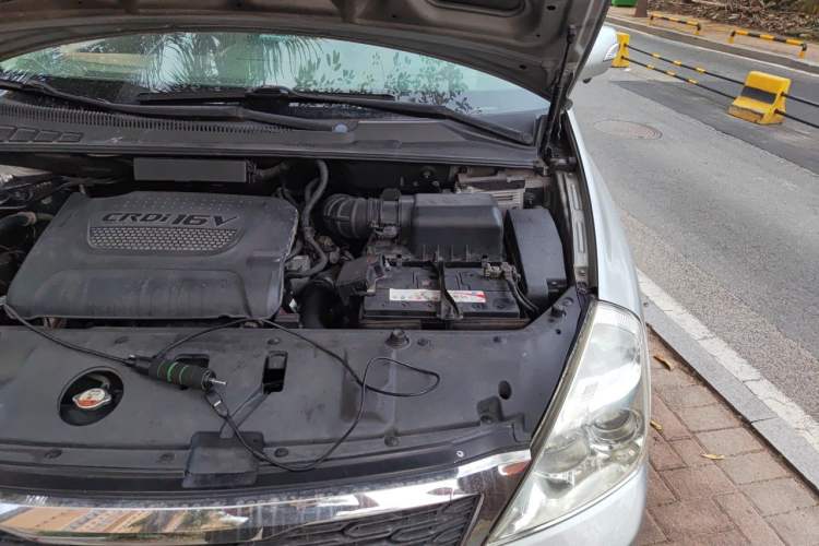 Used Kia VQ 2013 2.2T VQ-R Comfort Edition Engine Bay Left