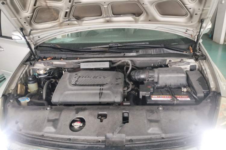 Used Kia VQ 2013 2.2T VQ-R Comfort Edition Engine Bay