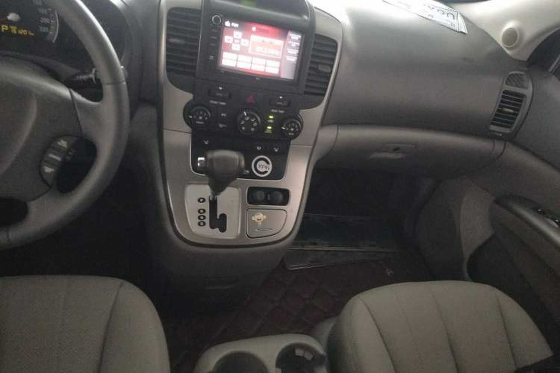 Used Kia VQ 2013 2.2T VQ-R Comfort Edition Gear Lever