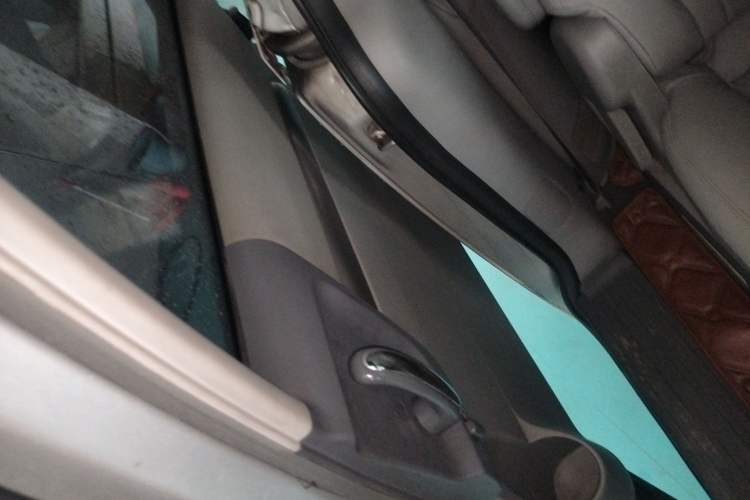 Used Kia VQ 2013 2.2T VQ-R Comfort Edition Right Rear Door Interior