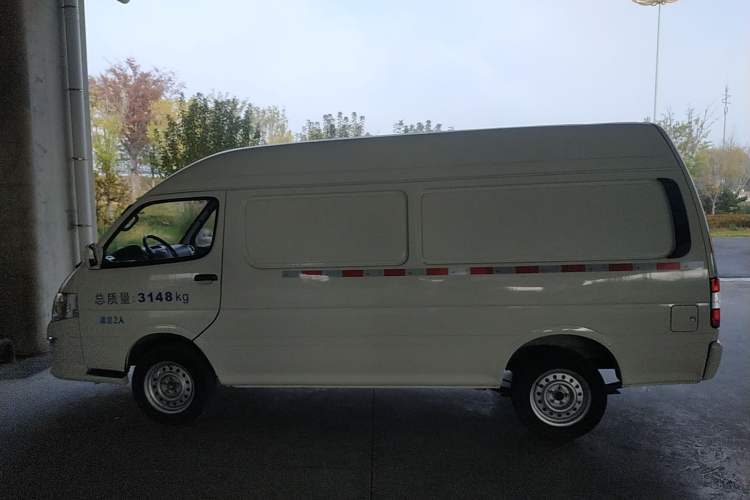 Used King Long Golden Way 2021 2.2L Jiemu Van High Roof V22H Exterior 3
