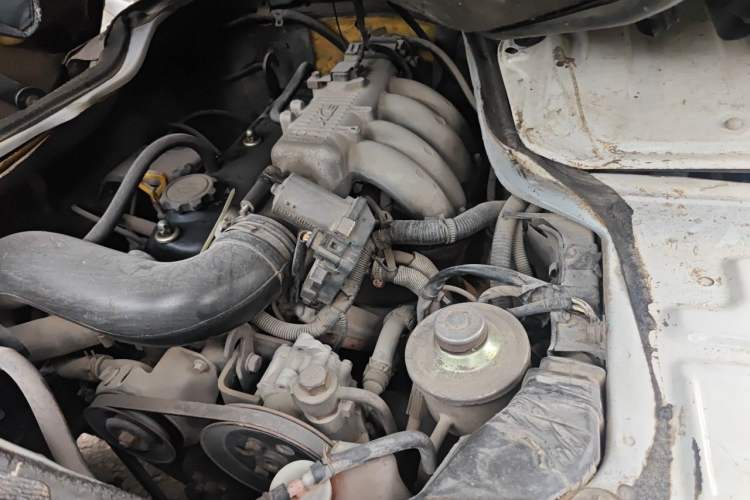 Used King Long Golden Way  Engine Bay Left