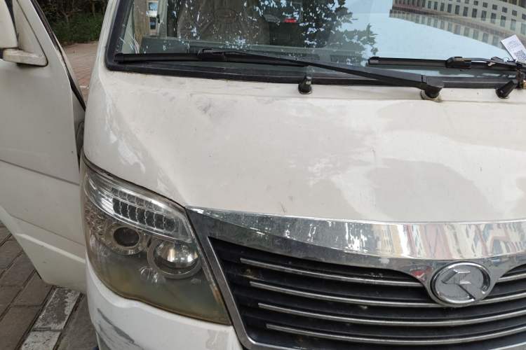 Used King Long Golden Way 2012 2.0L Dual-Purpose Short-Wheelbase 4G21B Engine Bay Right