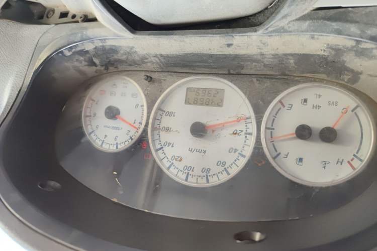Used King Long Golden Way 2012 2.0L Dual-Purpose Short-Wheelbase 4G21B Instrument Cluster