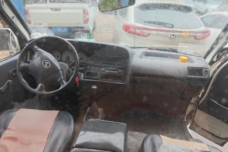 Used King Long Golden Way 2014 2.0L Economy 4G20B Center Console