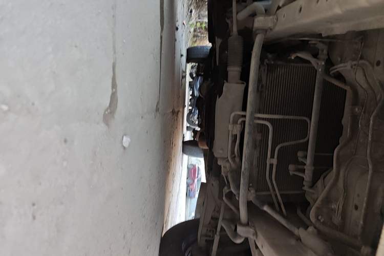 Used King Long Golden Way 2014 2.0L Economy 4G20B Chassis Front