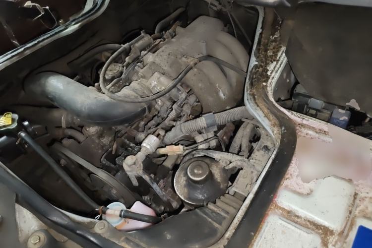 Used King Long Golden Way 2014 2.0L Economy 4G20B Engine Bay