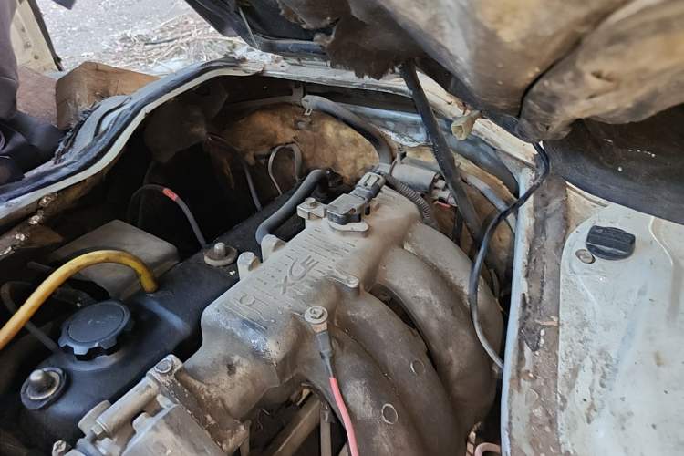 Used King Long Golden Way 2014 2.0L Economy 4G20B Engine Bay Left