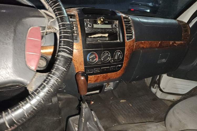 Used King Long Golden Way 2014 2.0L Economy 4G20B Gear Lever