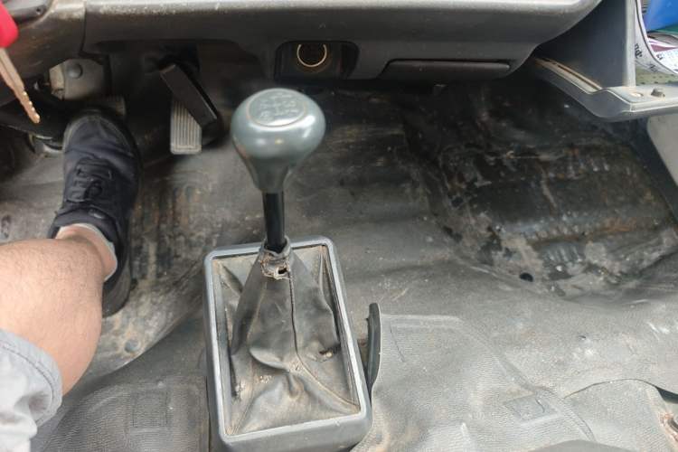 Used King Long Golden Way 2014 2.0L Economy 4G20B Gear Lever