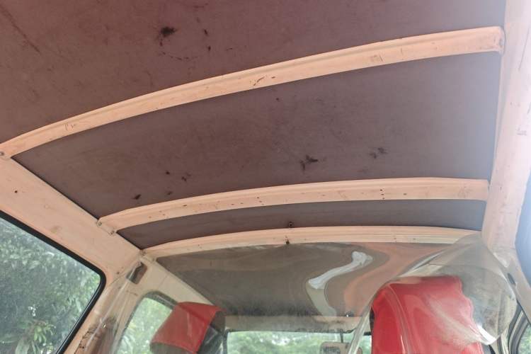 Used King Long Golden Way 2014 2.0L Economy 4G20B Headliner