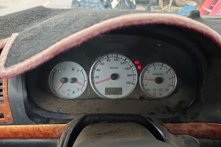 Used King Long Golden Way 2014 2.5T Yuchai Van-Type YC4FB90-P40C Instrument Cluster