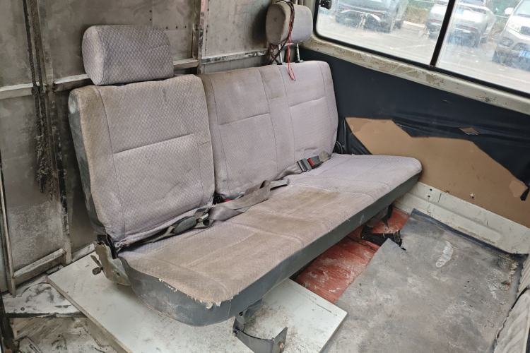 Used King Long Golden Way 2014 2.0L Van-Type 4G21B Left Rear Seat