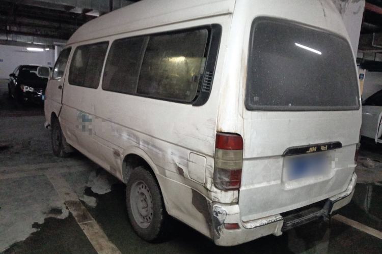 Used King Long Golden Way 2014 2.5T Yuchai Chuangxiang Version YC4FB90-P40C Rear Left 45 Deg