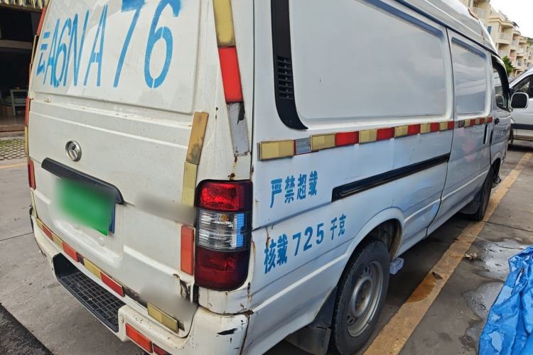 Used King Long Golden Way 2014 2.5T Yuchai Van-Type YC4FB90-P40C Rear Right 45 Deg