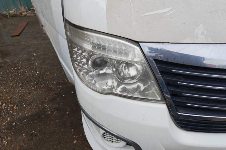 Used King Long Golden Way 2014 2.0L Economy 4G20B Right Front Headlight