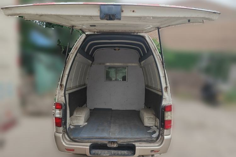 Used King Long Golden Way 2014 2.0L Van-Type 4G21B Trunk