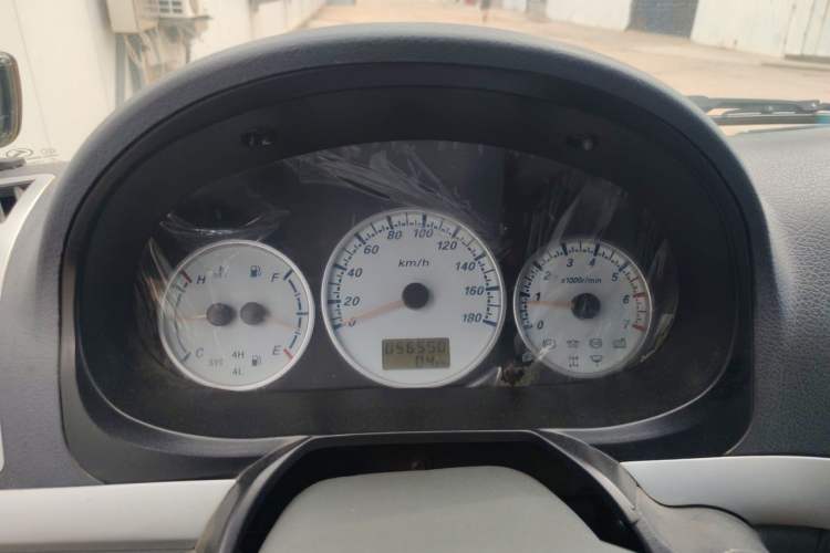 Used King Long Golden Way 2015 2.0L Value-Packed Practical Version 4G21B Instrument Cluster