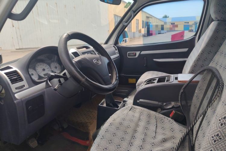 Used King Long Golden Way 2015 2.0L Value-Packed Practical Version 4G21B Left Front Seat