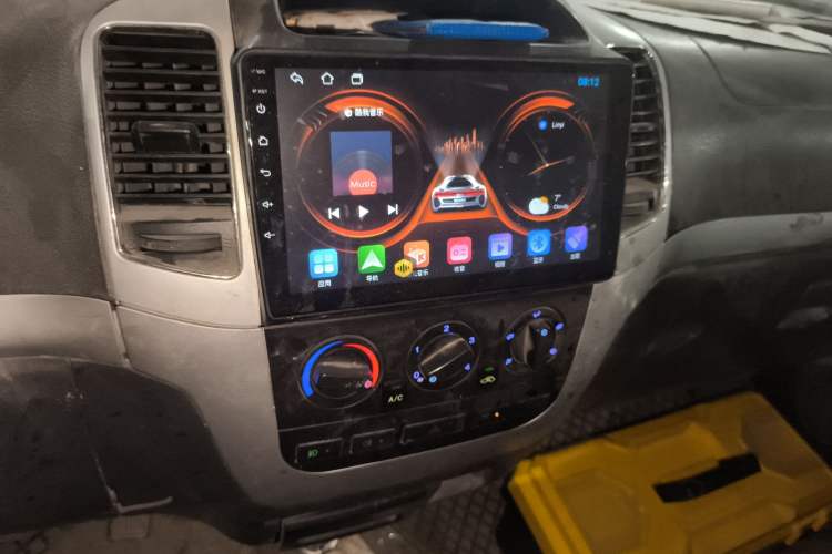 Used King Long Golden Way 2015 2.0L Van 4G21B Audio And AC Panel