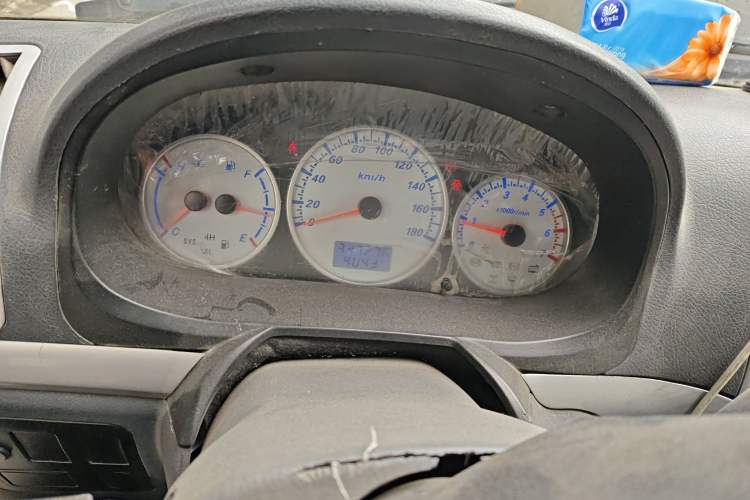 Used King Long Golden Way 2015 2.0L Value-Packed Practical Version 4G21B Instrument Cluster