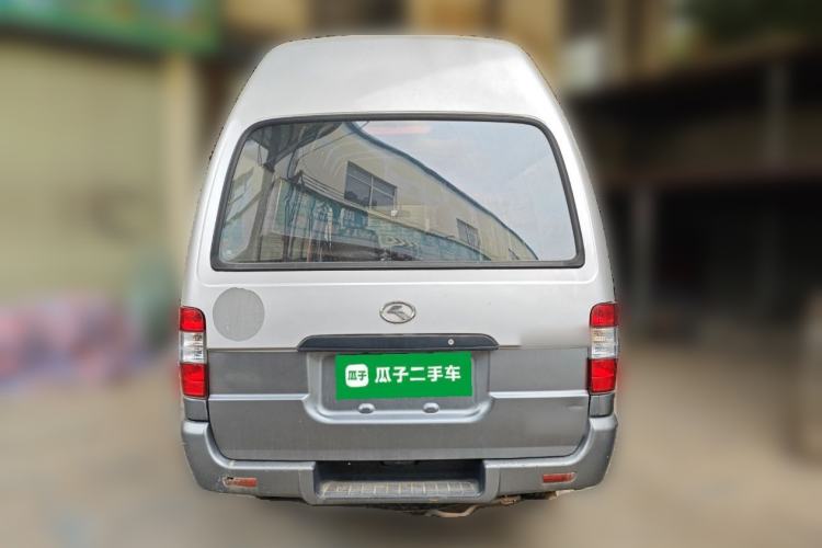 Used King Long Golden Way 2015 2.0L Value-Packed Practical Version 4G21B Rear