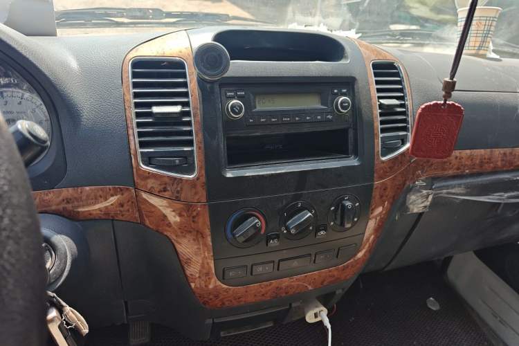 Used King Long Golden Way 2015 2.0L Entrepreneurial Version V19 Audio And AC Panel