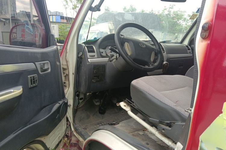 Used King Long Golden Way 2015 2.0L Van 4G21B Driver Seat