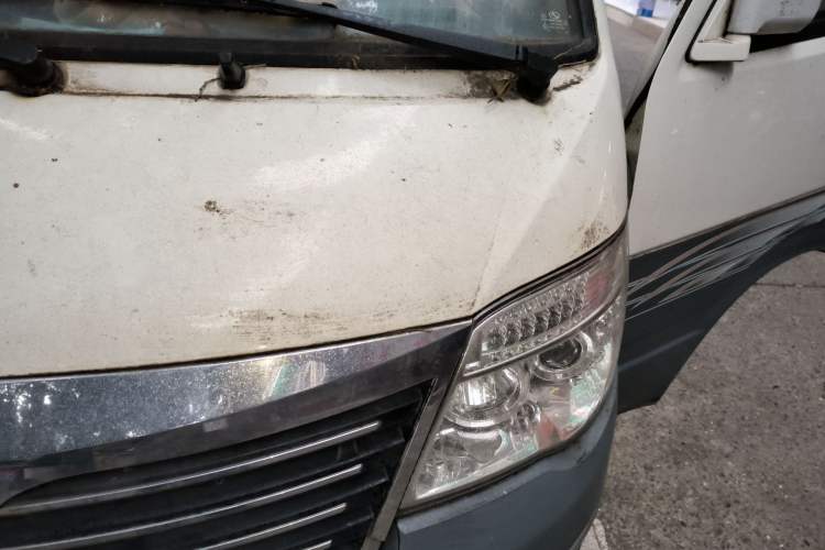 Used King Long Golden Way 2015 2.0L Van 4G21B Engine Bay Left