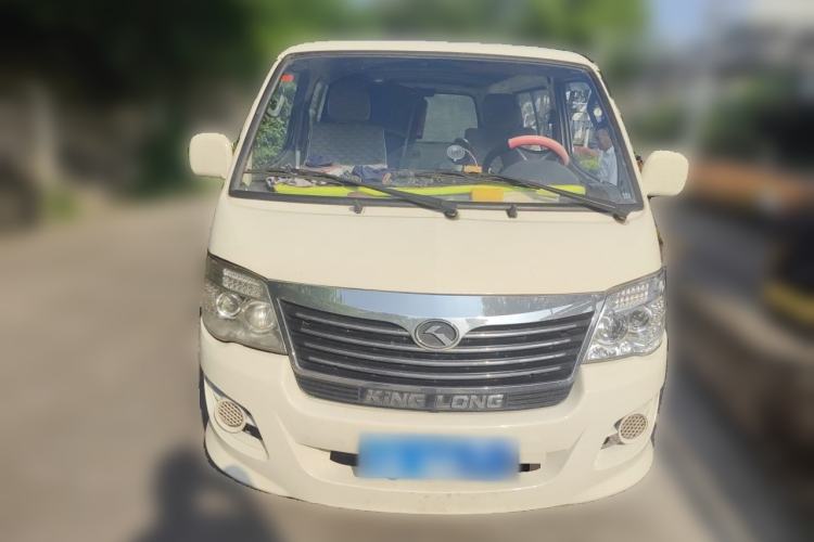 Used King Long Golden Way 2015 2.0L Value-Packed Practical Version 4G21B Front