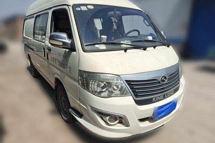 Used King Long Golden Way 2015 2.0L Entrepreneurial Version V19 Front Right 45 Deg